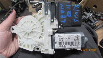 Seat León I bal hátsó ablakemelő motor (1C0959811A)