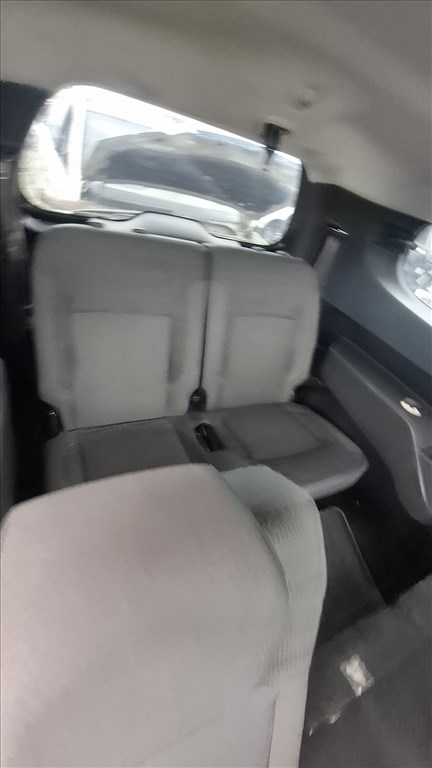 Dacia Lodgy bontott alkatrészei 13. kép