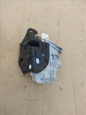 Audi A4 B8 jobb első első ajtózár eladó! 8j1837016a