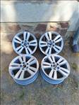  5x114.3 lyukosztású 7J Kia / Hyundai 17" újszerű (gyári felni) alufelni
