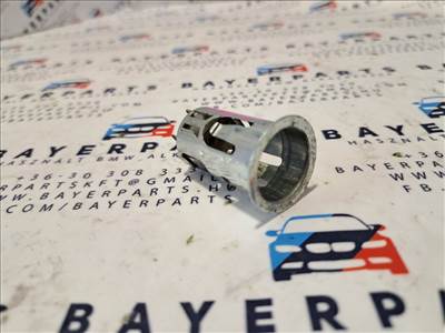 BMW E36 E46 E60 E63 E83 X3 E53 X5 Z3 szivargyújtó aljzat csatlakozó