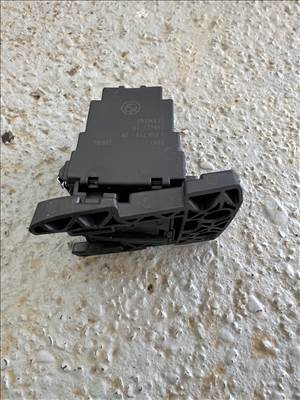 BMW E90 E91 E92 E93 kulcs fogadó gyújtáskapcsoló 6954719