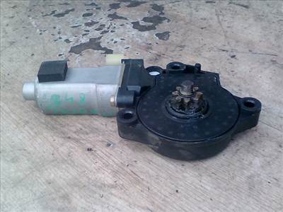 KIA SPORTAGE 2004.08-2010.10 Jobb hátsó ablakemelő motor