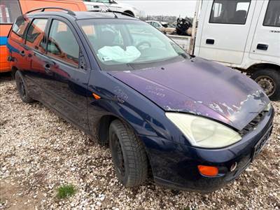 Ford Focus Mk1 Jobb első Dobbetét (Kerékjárati, Műanyag) *155922*