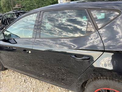 Seat León III Bal hátsó ajtó LZ9Y 