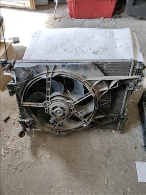 Renault Trafic II hűtőventilátor 