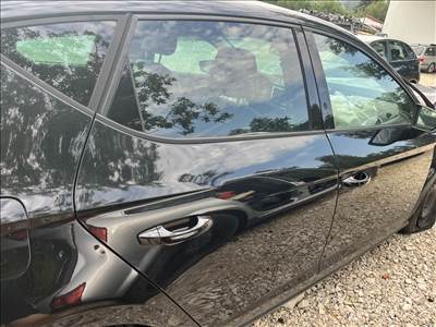Seat León III Jobb hátsó ajtó LZ9Y