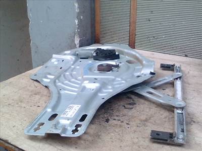 HYUNDAI Tucson 2004.04.01-2009.03.31 Bal első ablakemelő szerkezet elektromos