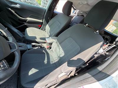 Ford Fiesta Mk7 Jobb első Fejtámla *168114*