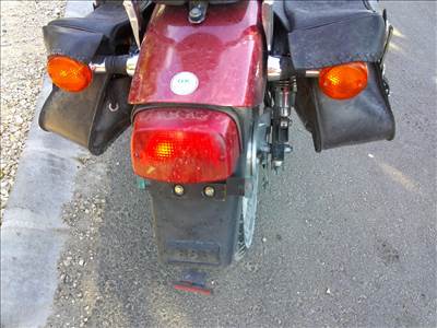 Daelim VT 125 Evolution (2000) DAELIM VT 125 F -RŐL:HÁTSÓ FAROKIDOM LÁMPÁVAL