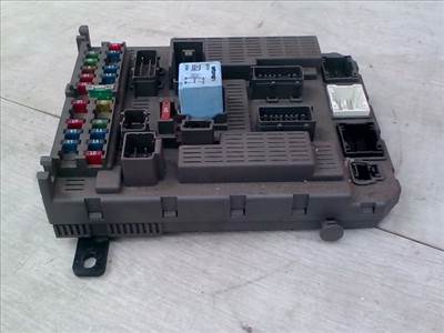 CITROEN C5 -04.09 Biztosítéktábla BCM BSI BSM SAM GEM modul Utastér