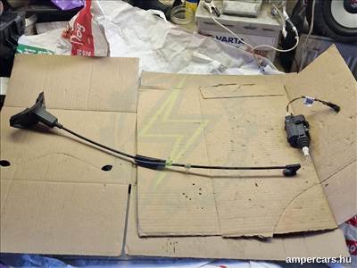 OPEL CORSA D Központizár Motor Tankajtó (2006–) 13111599 13208157
