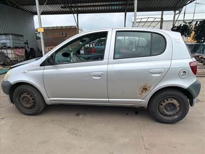 Toyota Yaris (XP10) Bal hátsó Ajtózár *166597*