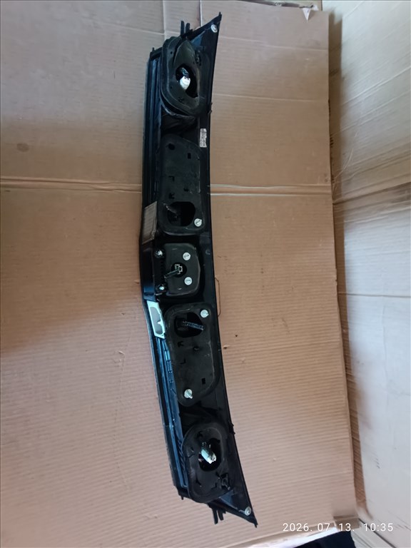 Honda Civic Vlll Ufo hátsó középső lámpa  13217165 2. kép