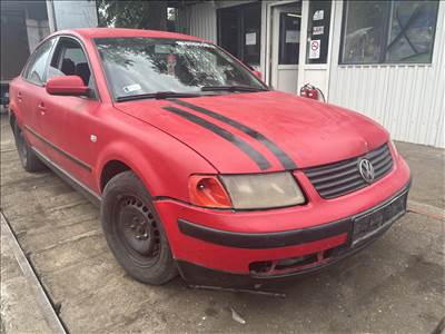 Volkswagen Passat B5  1.6i bontott alkatrészei
