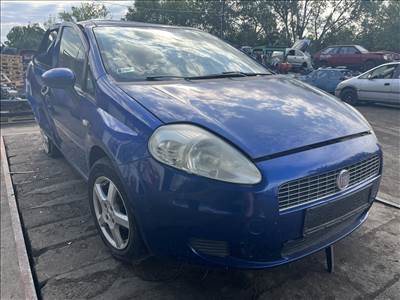 Fiat Grande Punto 1.4i bontott alkatrészei