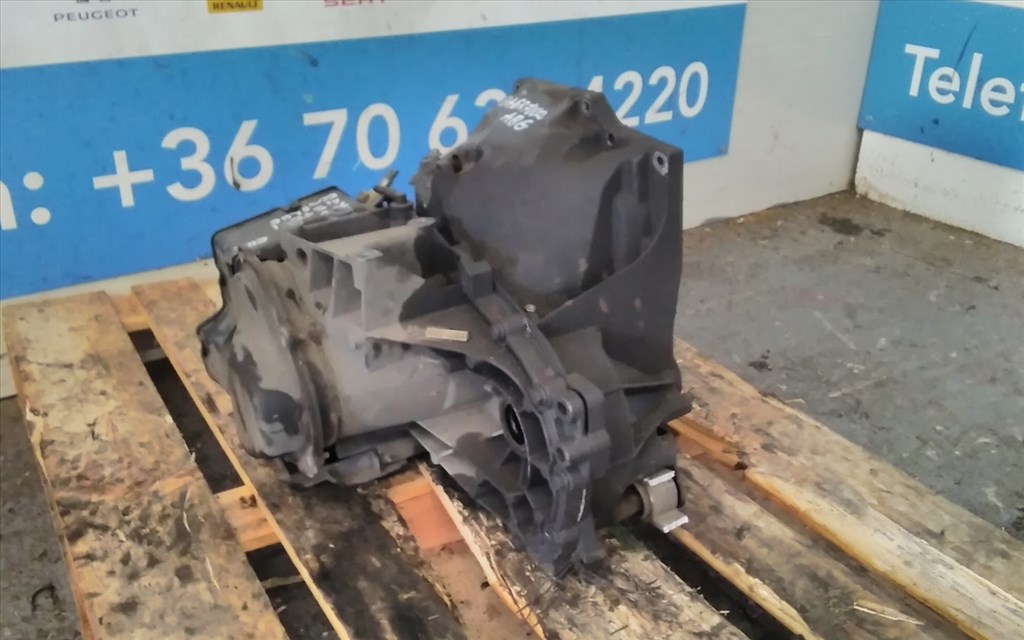 Ford 1,5TDCI BA6R-7002 ABG bontott váltó 3. kép