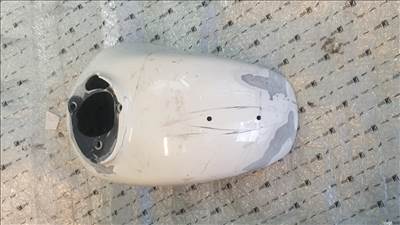 Vespa Gts  első sárvédő
