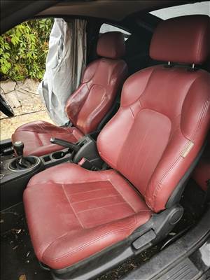 Hyundai coupe ülés szett