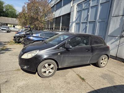 Opel Corsa D 1.3 CDTI gólyaláb 