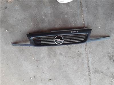 Opel Astra F Hűtőrács