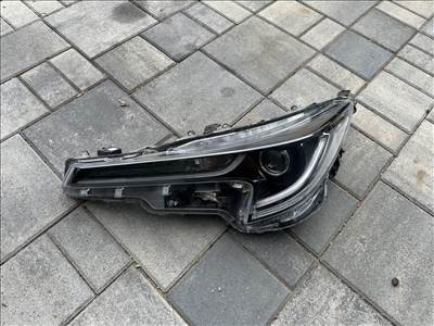 Toyota Corolla (E210) bal elso lampa 8115002s70