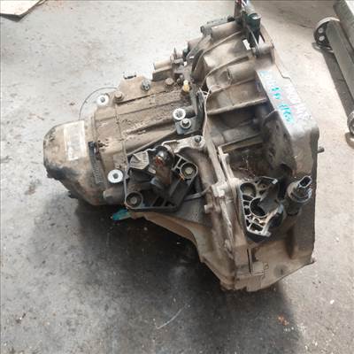 DACIA LOGAN MCV 04.11-0812 Sebességváltó. benzines manuális