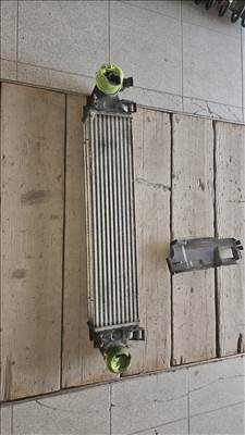 Volvo XC60 I D5 AWD intercooler hűtő  31338475