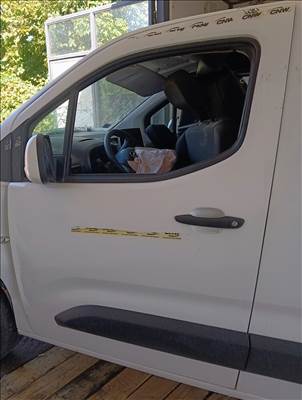 Opel Combo E, Citroen Berlingo 3, Peugeot Partner 3 bal első ajtó