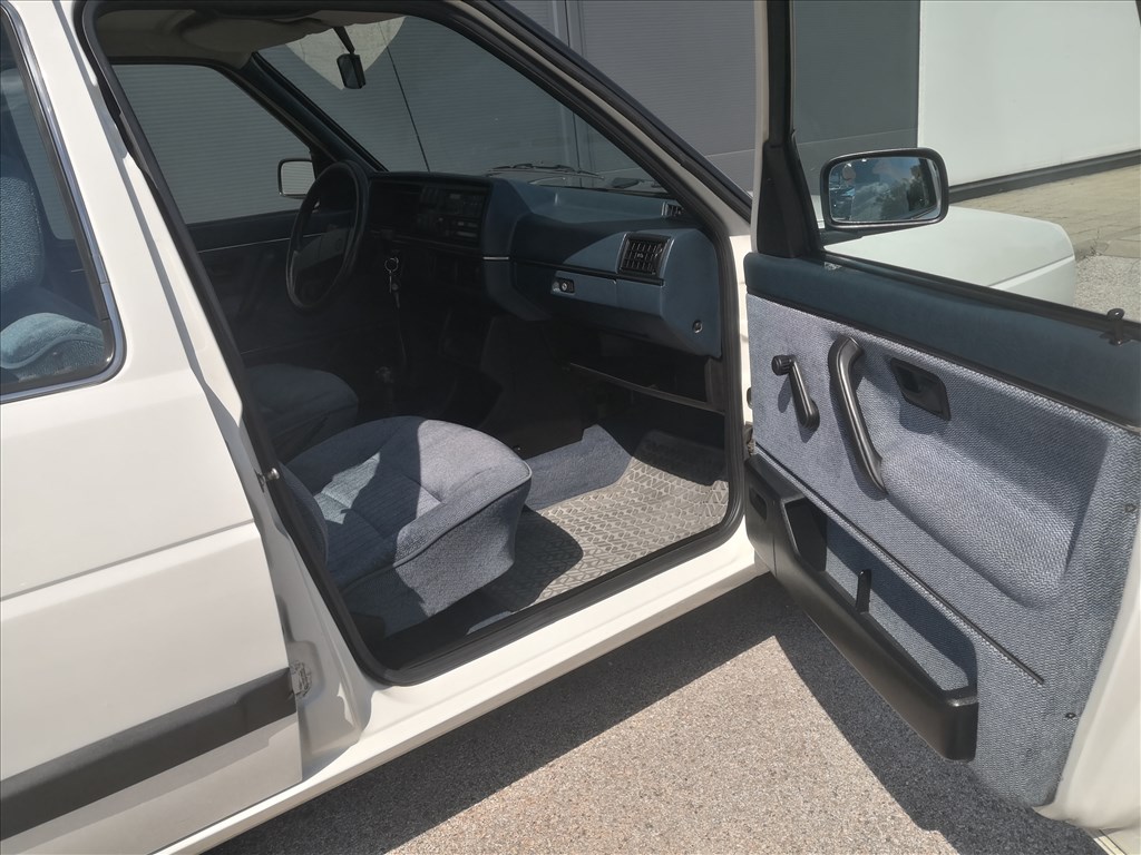 Volkswagen Jetta II 1.3 1987-es évj OT-s 9. kép