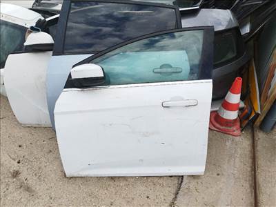 Ford Focus 3 2011-2018 bal első ajtó üresen