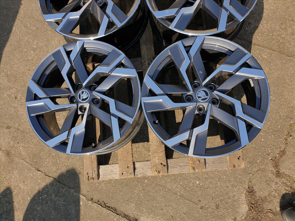 19" 5x112 Skoda 2. kép