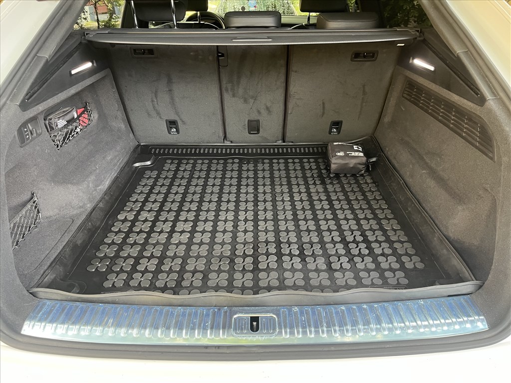 Eladó Audi 8. kép