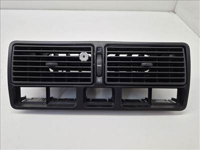 Volkswagen Golf IV középső szellőző 1J0 819 736 C (36252)