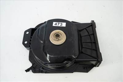 BMW 1er F20, F20LCI, F21, F21LCI, 2er F22, F22LCI, F87M2, F87M2LCI, F23, F23LCI, 3er F30, F30LCI, F80M3, F80M3LCI, F31, F31LCI, F34GT, F34GTLCI, 4er F32, F32LCI, F82M4, F82M4LCI, F33, F33LCI, F83M4, F83M4LCI, F36, F36LCI Jobb oldali mélynyomó