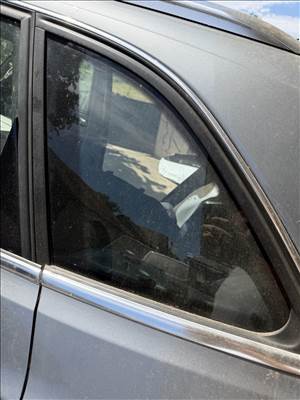 Audi Q5 (8R) Jobb, bal C oszlop oldalablak 