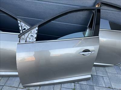 Renault Fluence bal elso ajto
