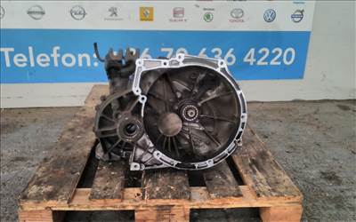 Ford 9M5R-7002 YA bontott váltó