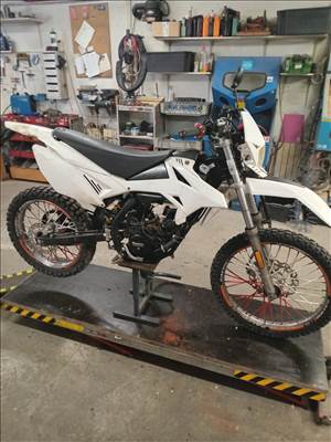 Beta RR 50 Motard Track BETA RR 50 ALKATRÉSZEK