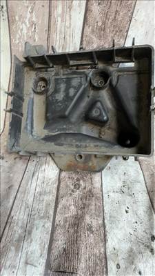 Akkumulátortálca - Volkswagen Polo 9N 1.9 SDI 6Q0 915 331
