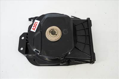 BMW 1er F20, F20LCI, F21, F21LCI, 2er F22, F22LCI, F87M2, F87M2LCI, F23, F23LCI, 3er F30, F30LCI, F80M3, F80M3LCI, F31, F31LCI, F34GT, F34GTLCI, 4er F32, F32LCI, F82M4, F82M4LCI, F33, F33LCI, F83M4, F83M4LCI, F36, F36LCI bal oldali mélynyomó