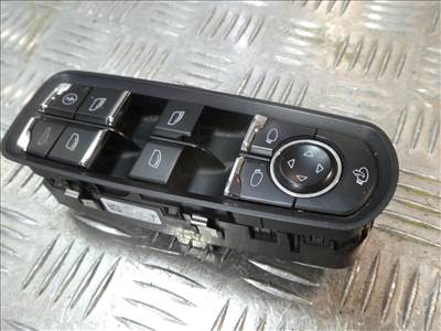 Porsche Cayenne tartó bal első 7PP959858K használt