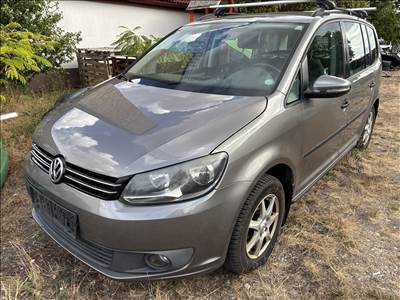Volkswagen VW Touran I Facelift első lökhárító +ködlámpa 2012