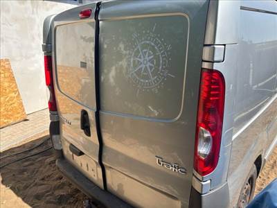Opel Vivaro A Jobb Csomagtérajtó FL01 11084