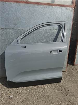 Volvo xc40 bal első ajtó eladó.
