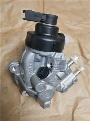 Új magasnyomású pumpa 05L audi VW Seat skoda 05l130755