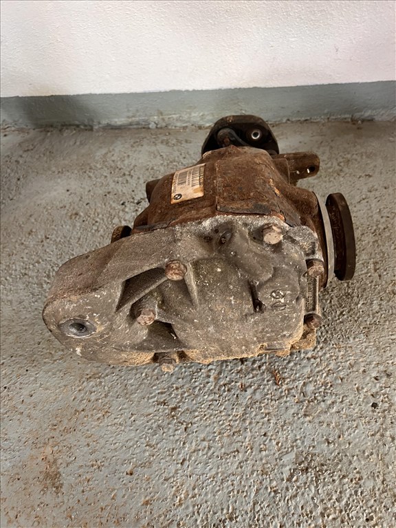 BMW E90 E91 E87 320D differenciálmű  7566218 2. kép