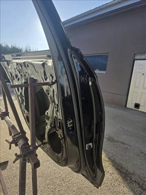 Volkswagen Passat B9 VW Passat B9 (3J) bal hátsó ajtó  3j0833311a