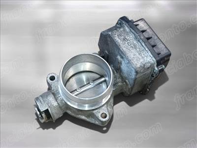 Citroën, Peugeot Sérült 1.8 / 2.0 16v Fojtószelep 1635X0 9650787380 408239827001