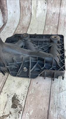 Akkumulátortálca - Volkswagen Polo 9N 1.9 SDI 6Q0 915 331
